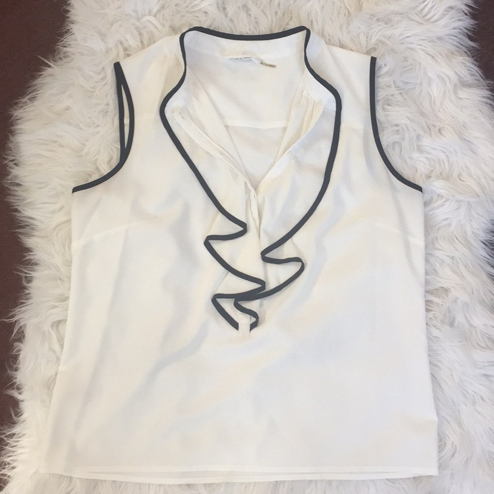 Calvin Klein top - Picture 2 of 4